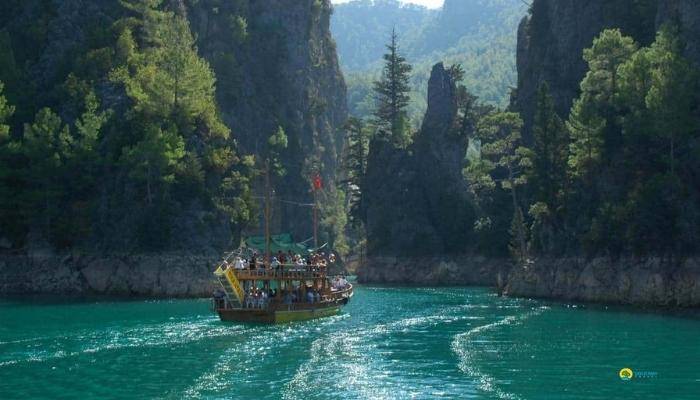 GROENE CANYON BOOTTOCHT VANUIT ANTALYA - EXCURSIES IN ANTALYA
