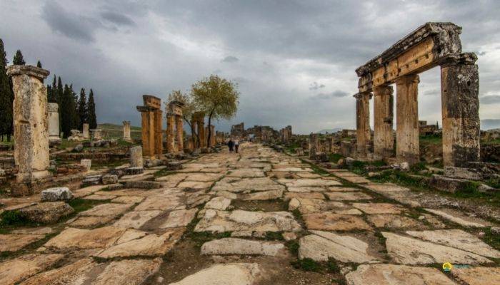MEER SALDA EN PAMUKKALE TOUR VANUIT ALANYA - EXCURSIES IN ALANYA