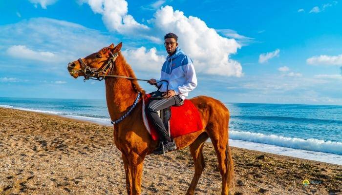 PFERDE REITEN IN KEMER - AUSFLÜGE IN KEMER